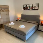Gostinjska kuća The48 *